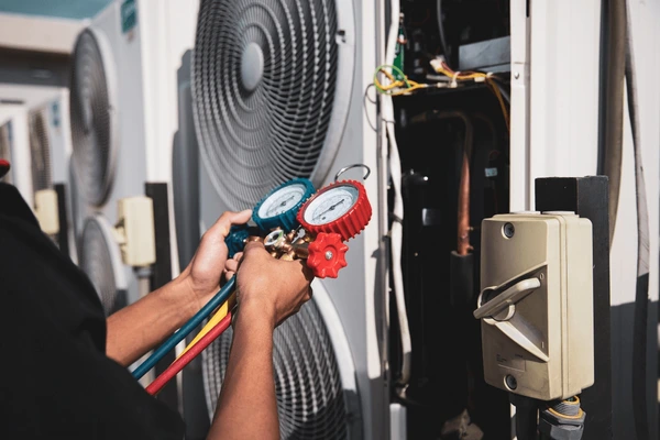 Emergency HVAC system repair on the North Shore MA